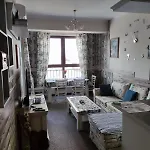 Apartament Lazuren Bryag Lux *