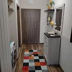 Lazuren Bryag Lux *