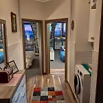 Lazuren Bryag Lux *