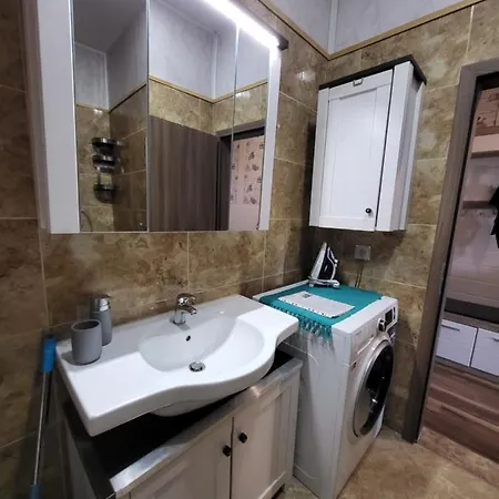 Lazuren Bryag Lux Apartman *