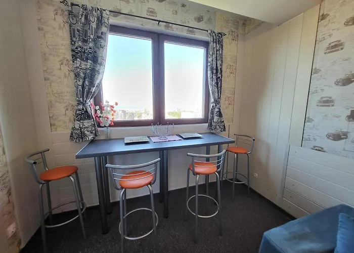 Lazuren Bryag Lux Apartmán