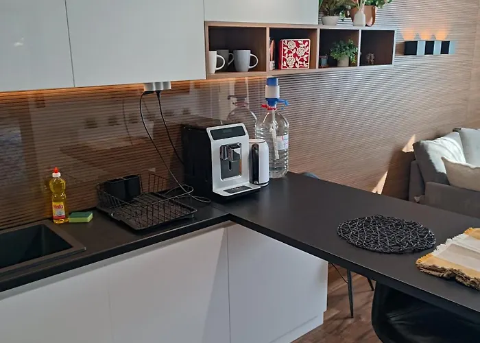 Lazuren Bryag Lux Апартаменты Бургас