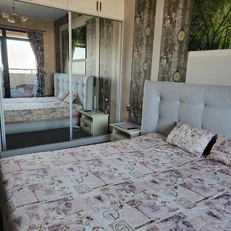 Lazuren Bryag Lux * Бургас