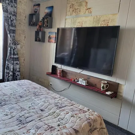 Lazuren Bryag Lux Бургас