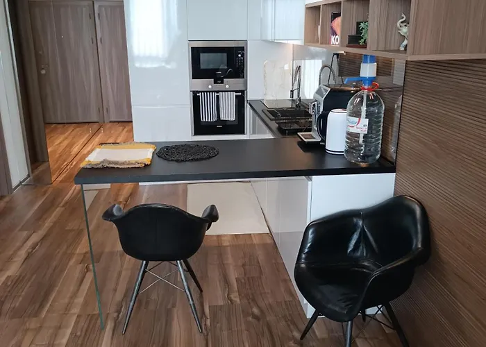 Lazuren Bryag Lux Appartement Burgas